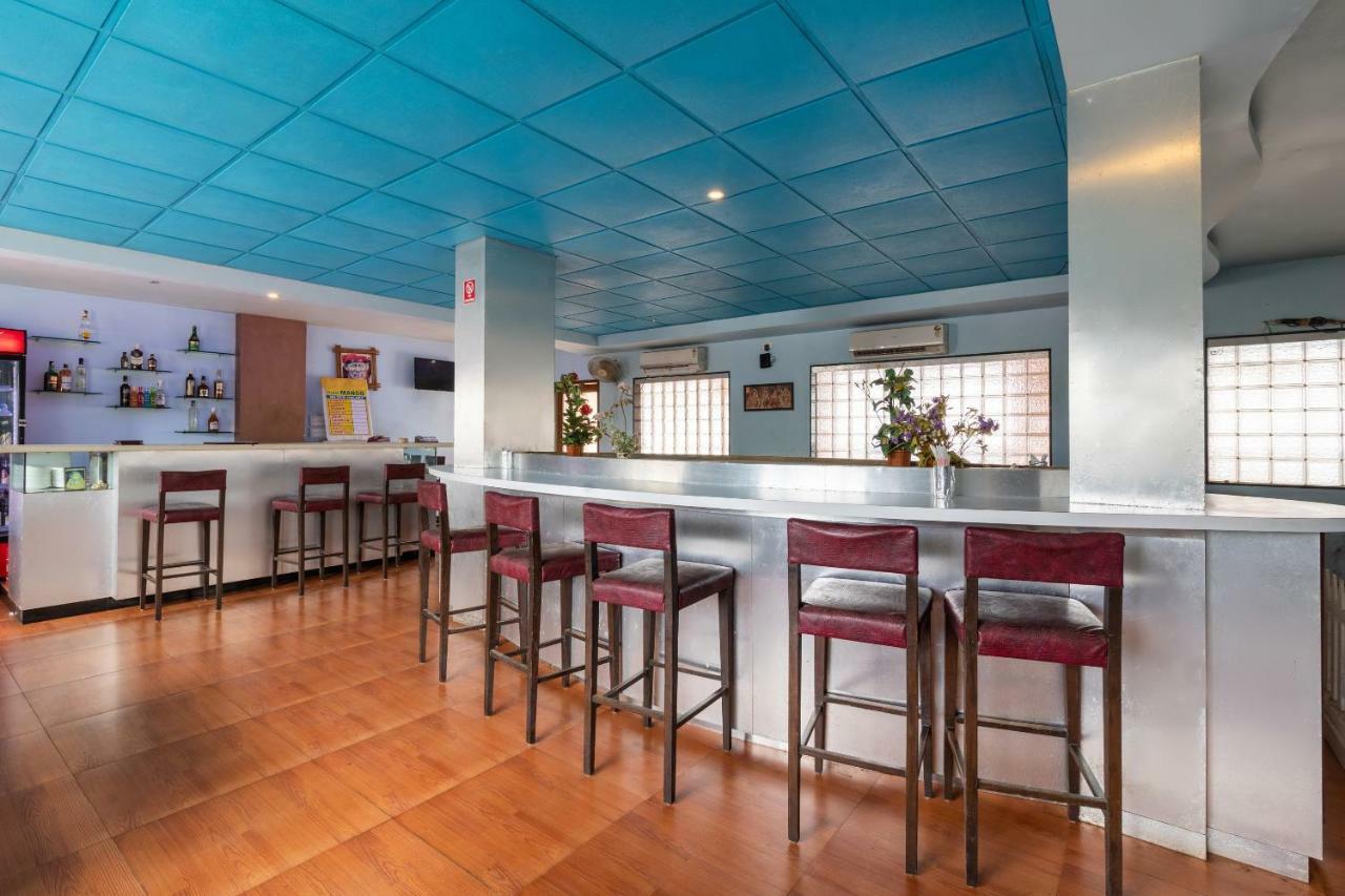 Oyo 44695 Hotel Mango Sawantwadi Εξωτερικό φωτογραφία